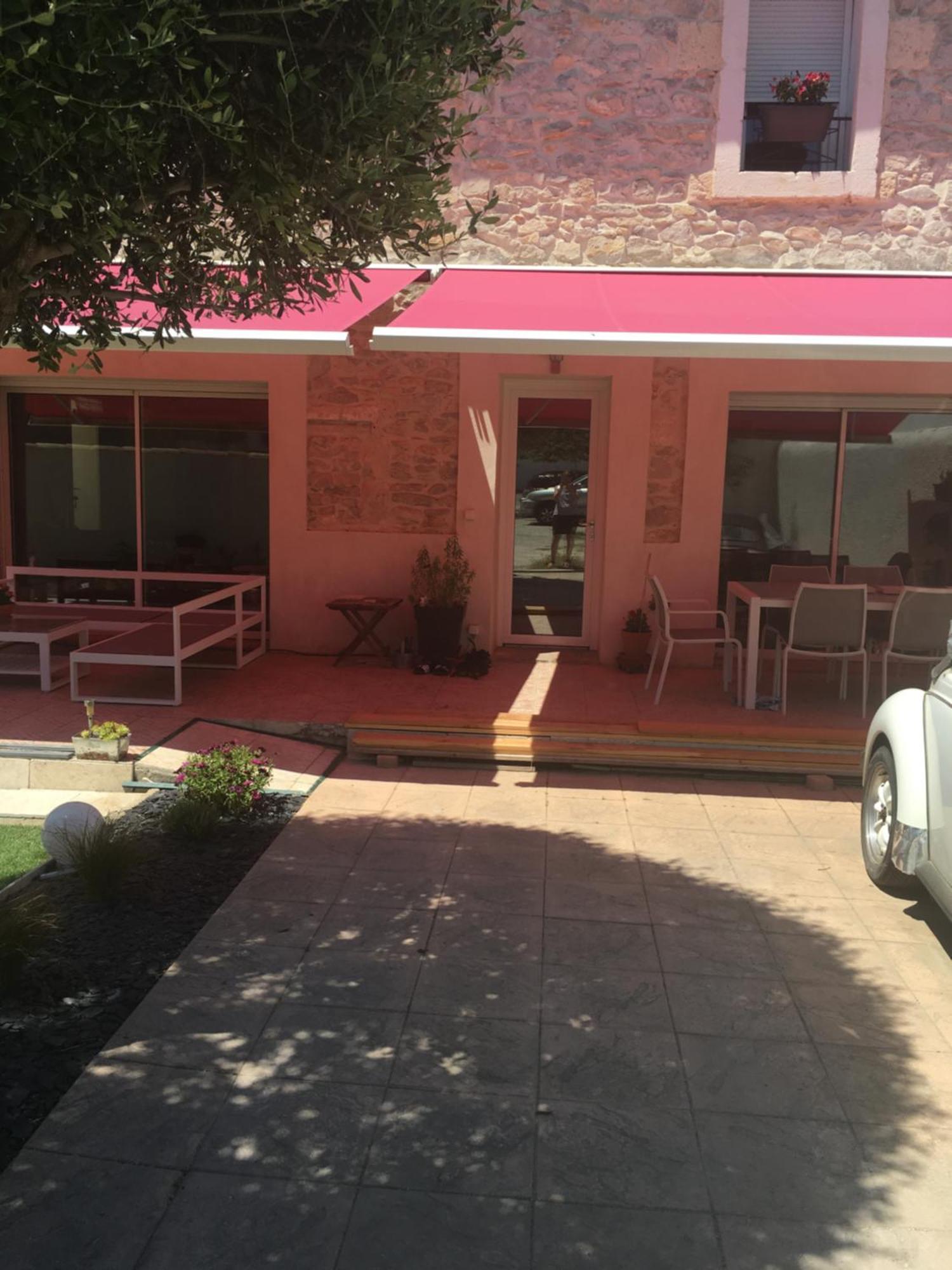 La Coccinelle Bed and Breakfast Nîmes Exteriör bild
